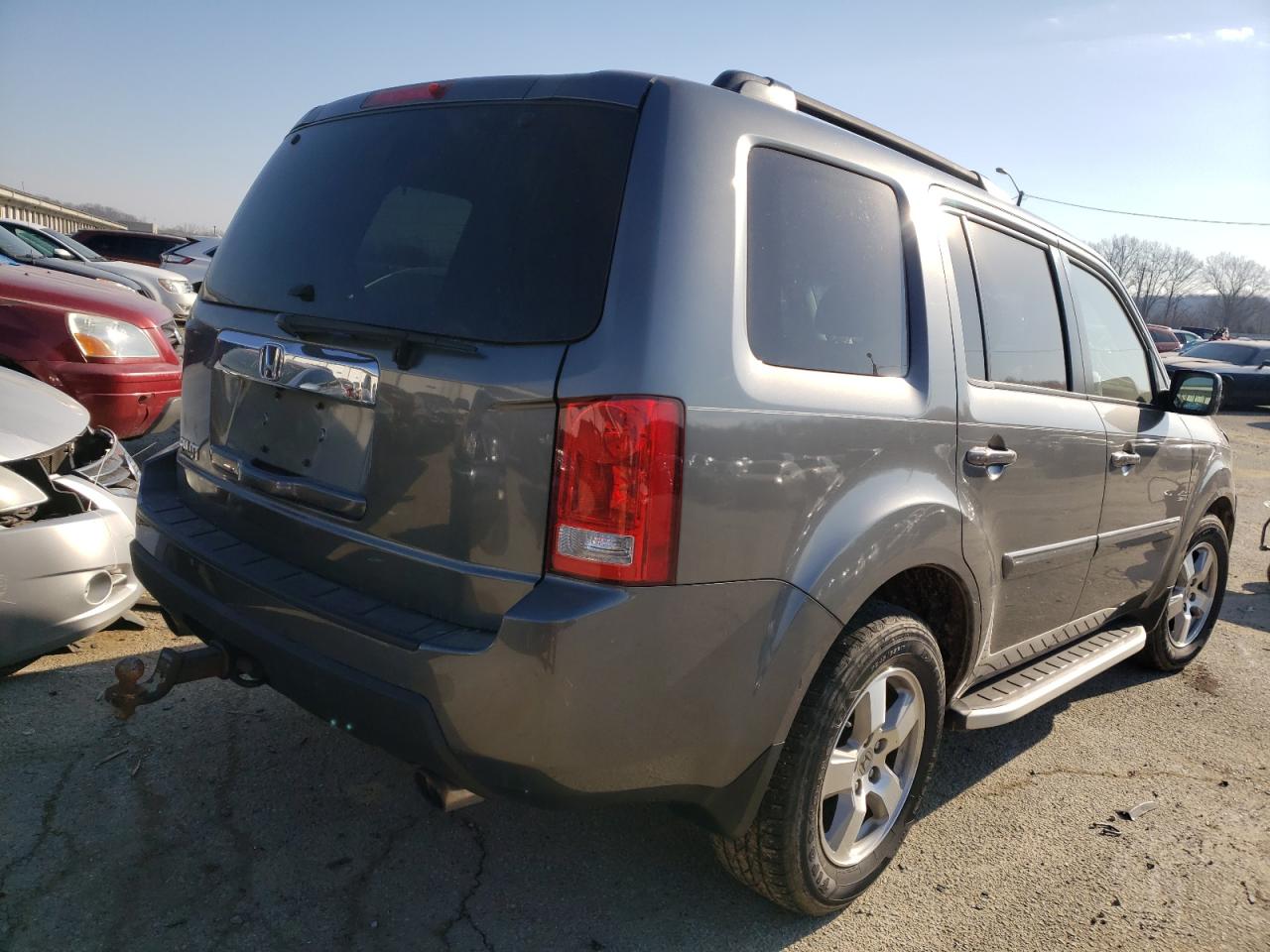 Photo 4 from auction – 2011 HONDA PILOT EXL with VIN 5FNYF3H52BB031094