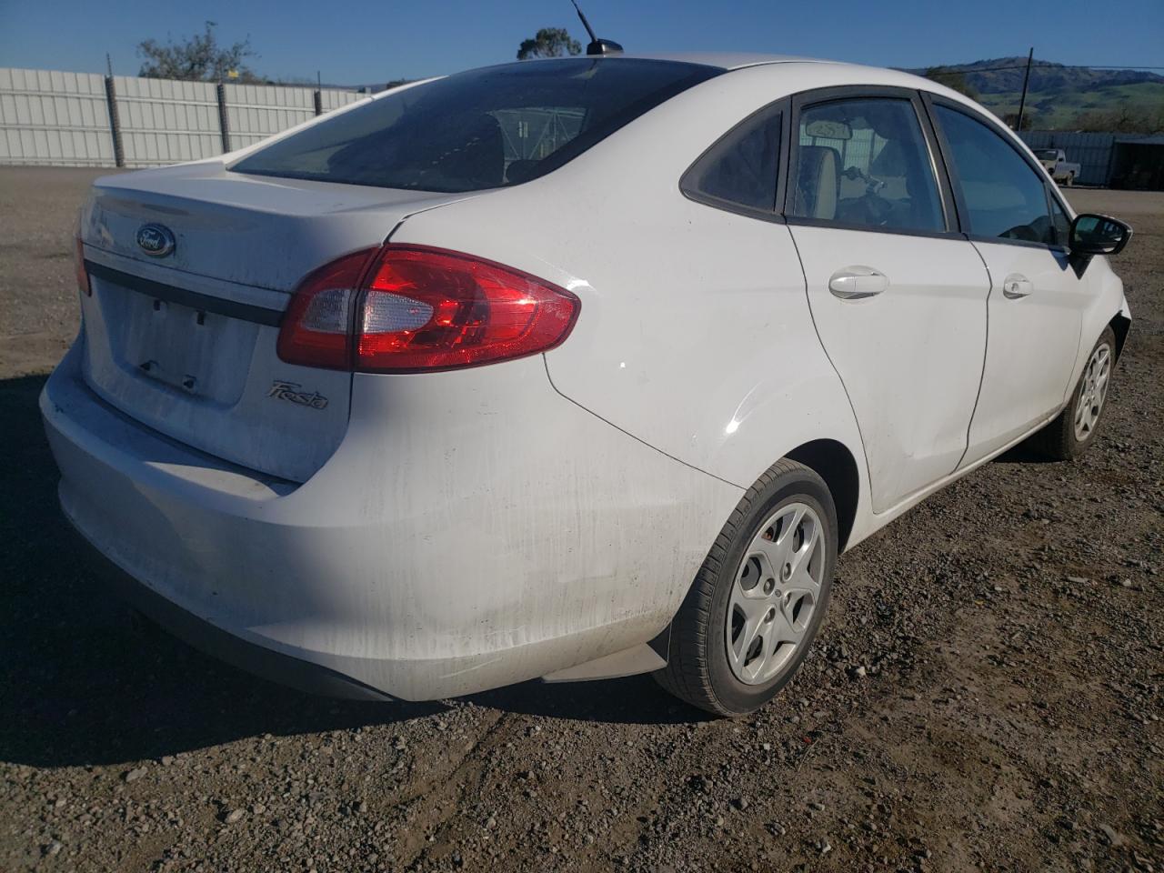 Photo 4 from auction – 2012 FORD FIESTA S with VIN 3FADP4AJ2CM106887