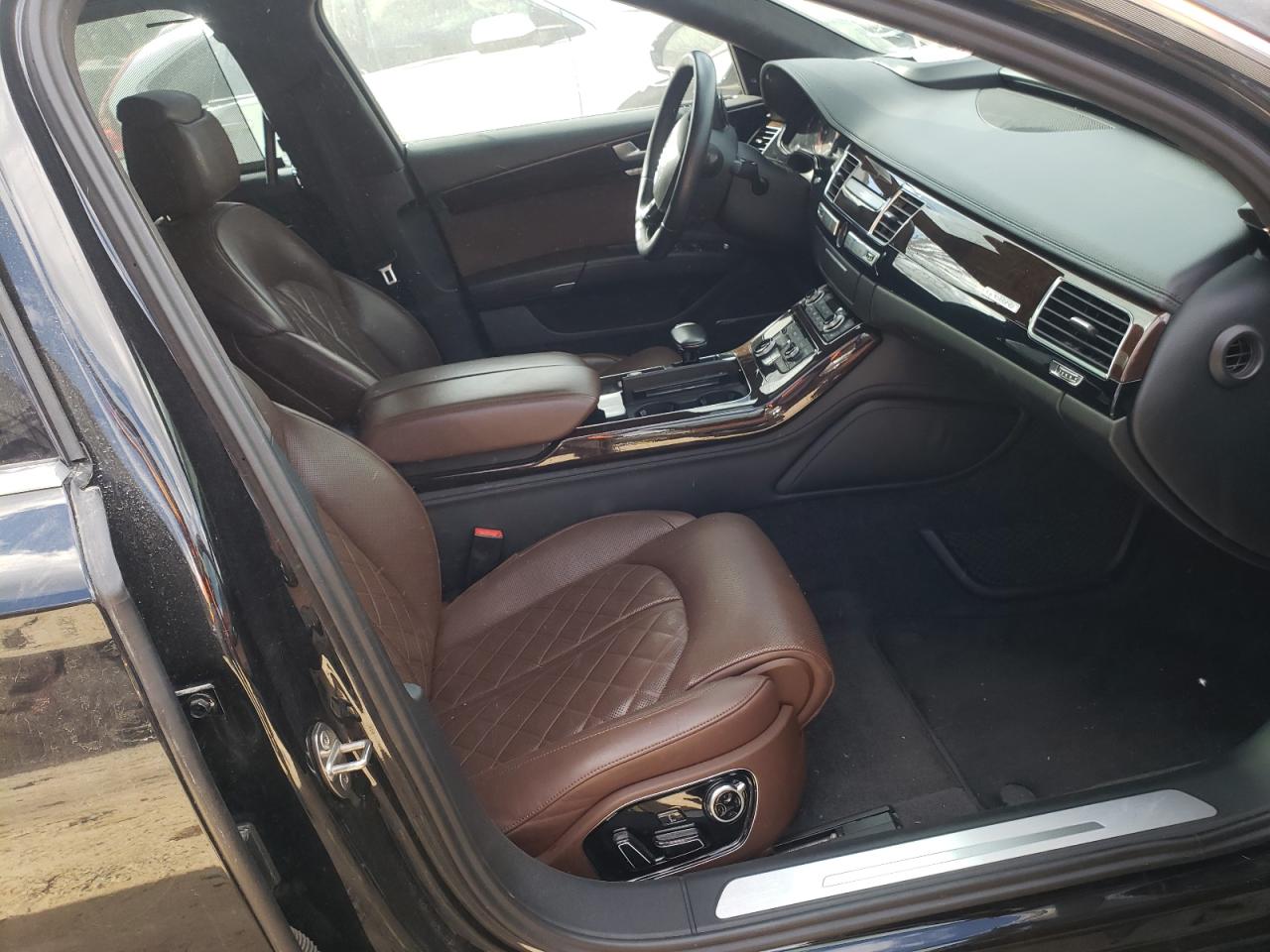 Photo 5 from auction – 2015 AUDI A8 L QUATT with VIN WAU32AFD4FN012281