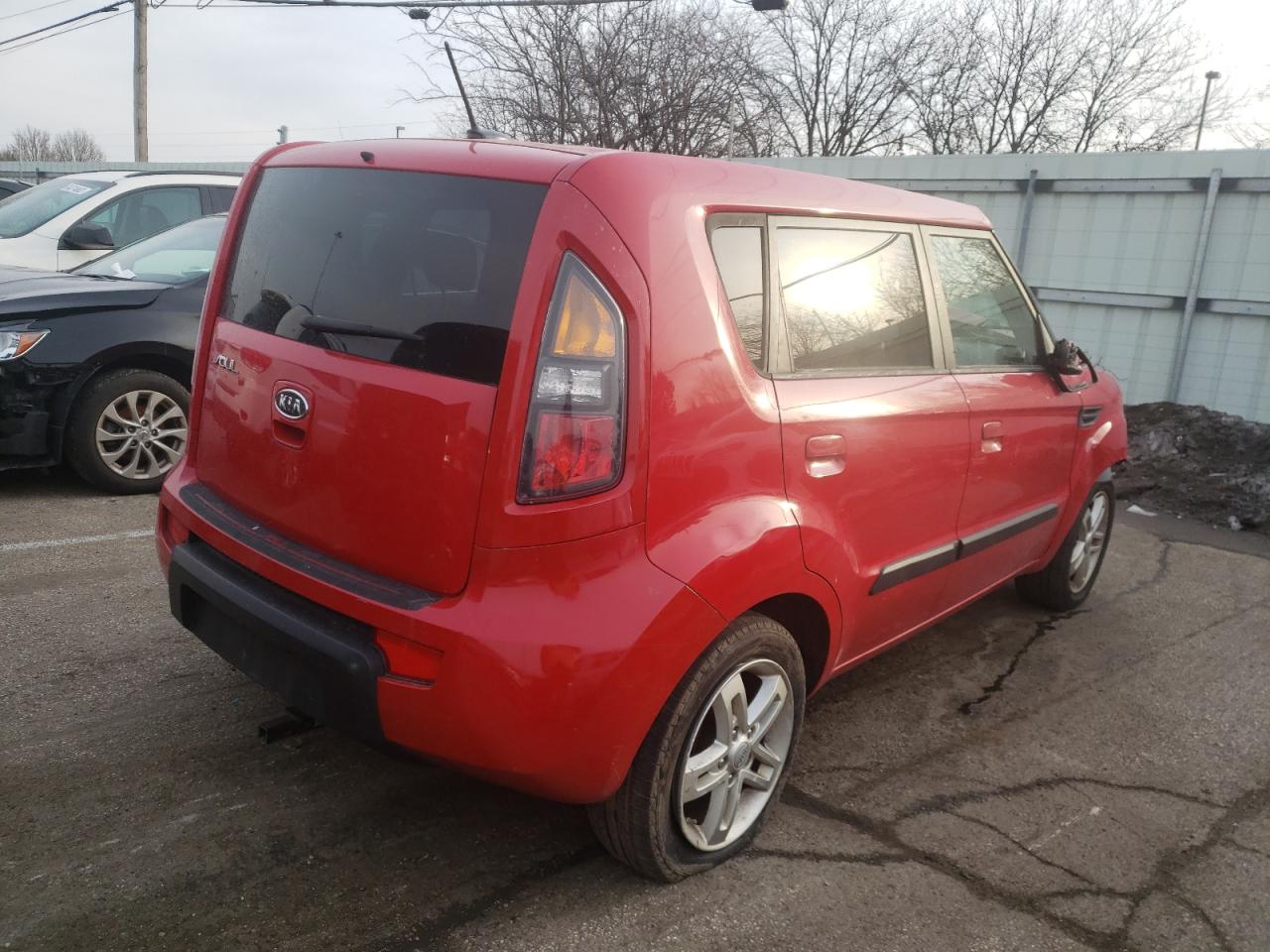 Photo 4 from auction – 2010 KIA SOUL + with VIN KNDJT2A26A7088097