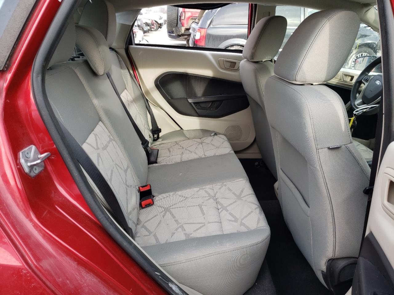 Photo 6 from auction – 2011 FORD FIESTA SE with VIN 3FADP4EJ4BM145358