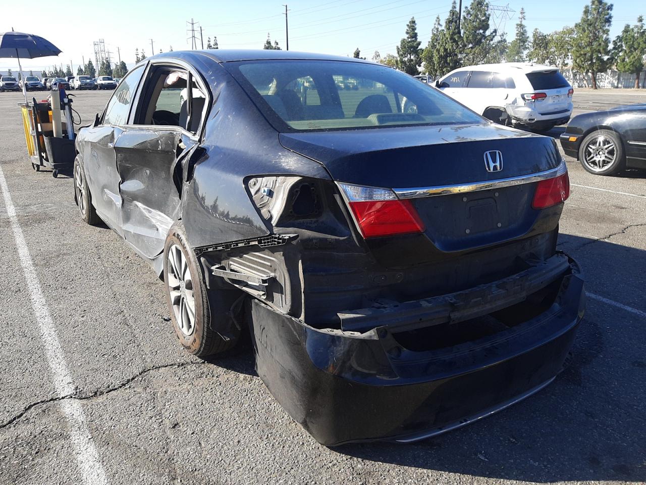 Photo 3 from auction – 2015 HONDA ACCORD LX with VIN 1HGCR2F38FA034532