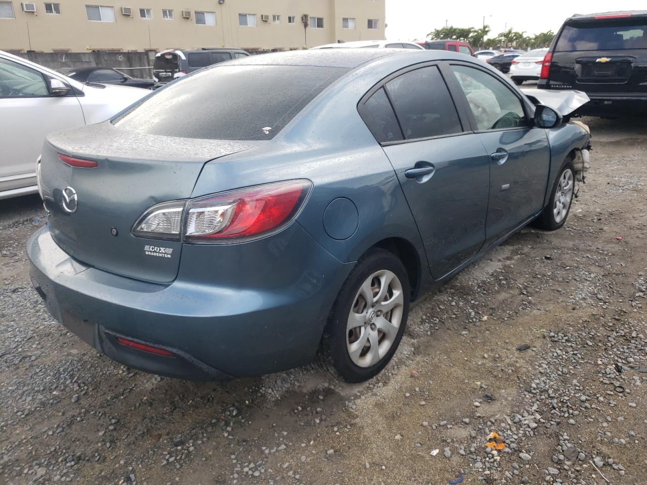 Photo 4 from auction – 2010 MAZDA 3 I with VIN JM1BL1SG9A1166612