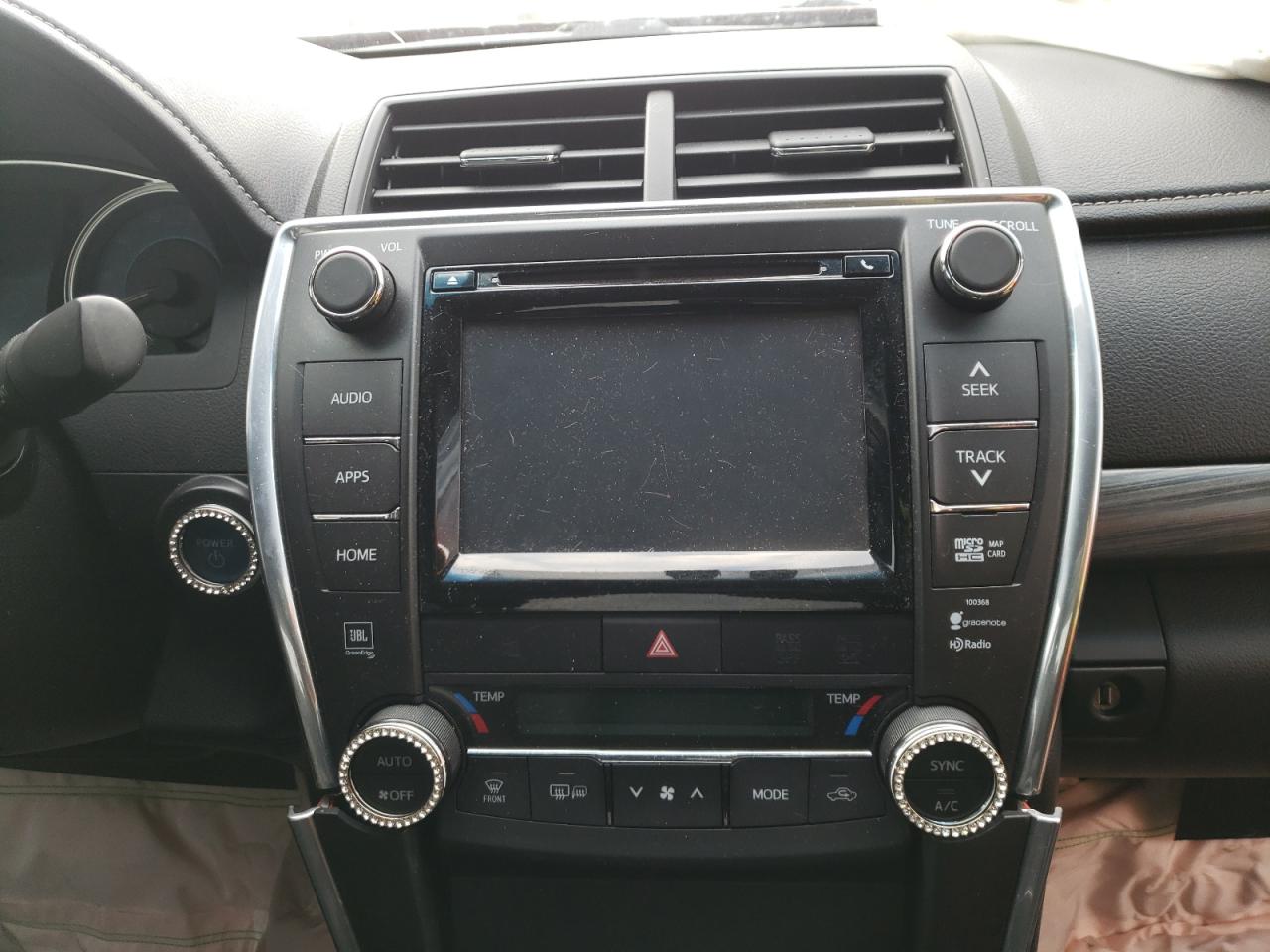 Photo 9 from auction – 2015 TOYOTA CAMRY HYBR with VIN 4T1BD1FK3FU163377