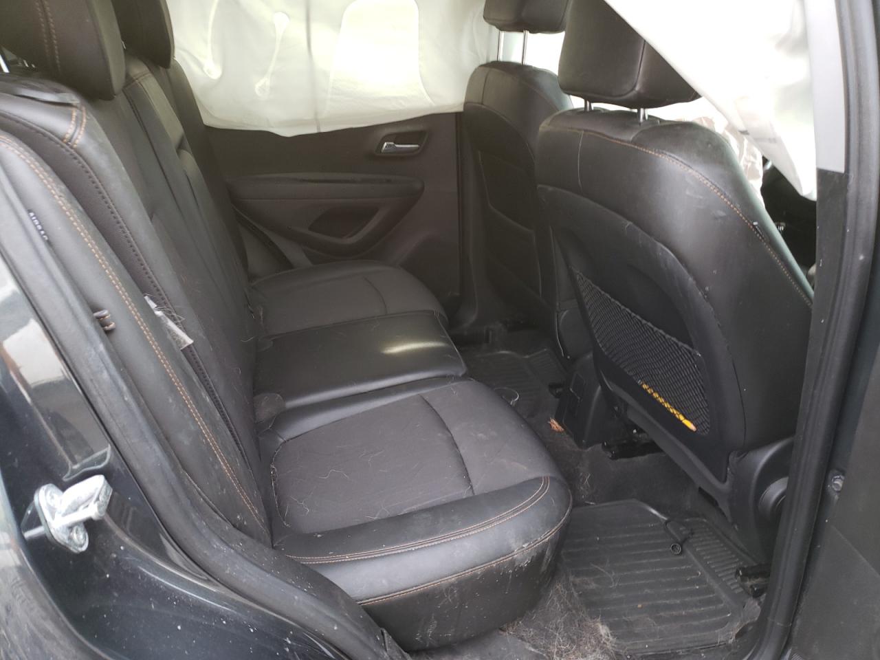 Photo 6 from auction – 2017 CHEVROLET TRAX 1LT with VIN 3GNCJLSB4HL249966