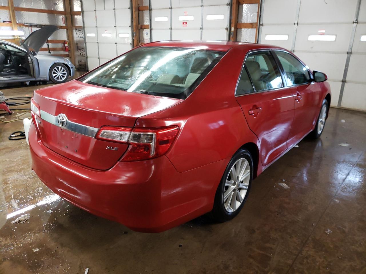 Photo 4 from auction – 2012 TOYOTA CAMRY BASE with VIN 4T1BF1FK8CU550402