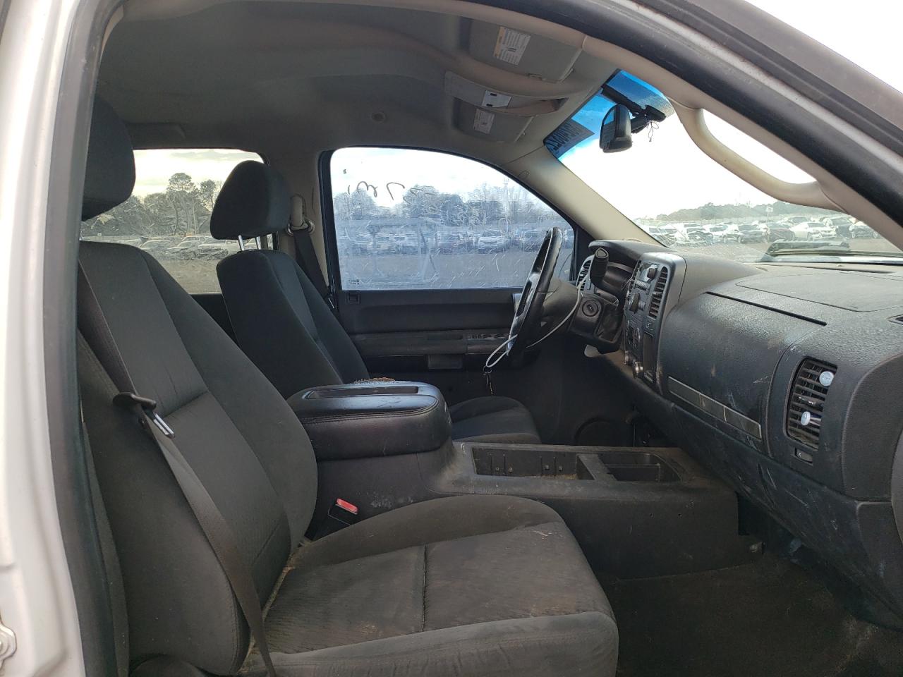 Photo 5 from auction – 2007 CHEVROLET SILVERADO with VIN 2GCEC13J271549575