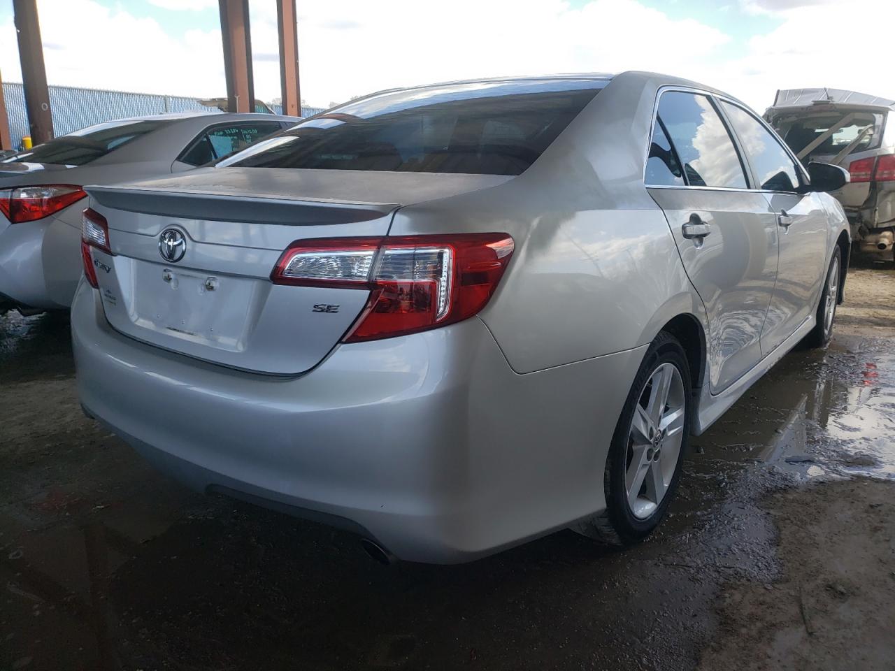 Photo 4 from auction – 2013 TOYOTA CAMRY L with VIN 4T1BF1FK6DU280071