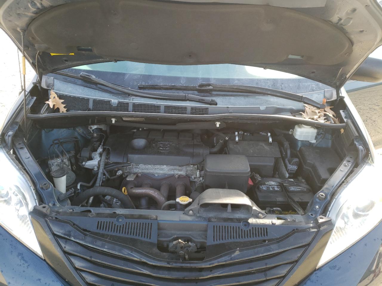 Photo 7 from auction – 2012 TOYOTA SIENNA with VIN 5TDKA3DCXCS016140
