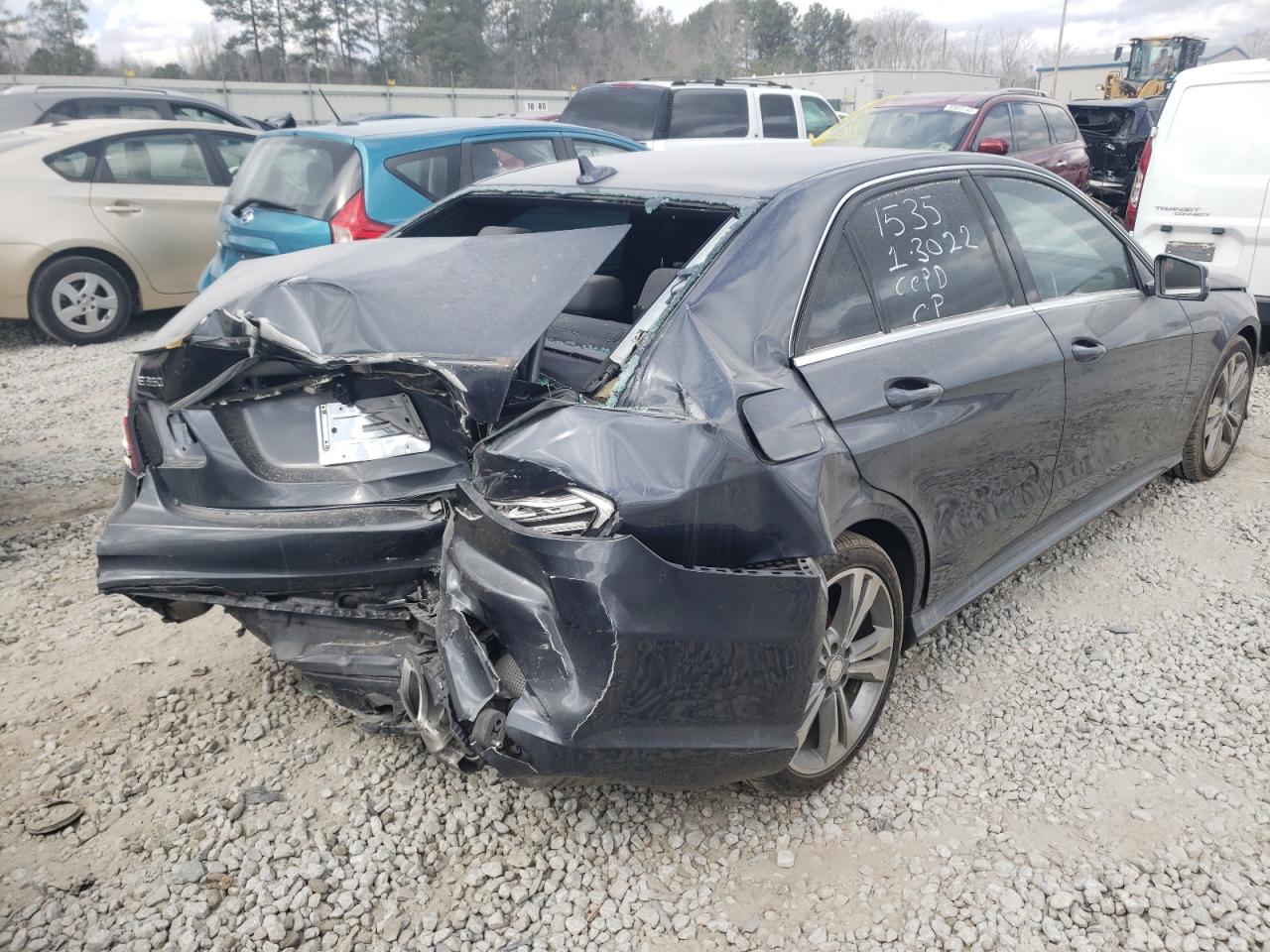 Photo 4 from auction – 2016 MERCEDES-BENZ E 350 with VIN WDDHF5KBXGB201535