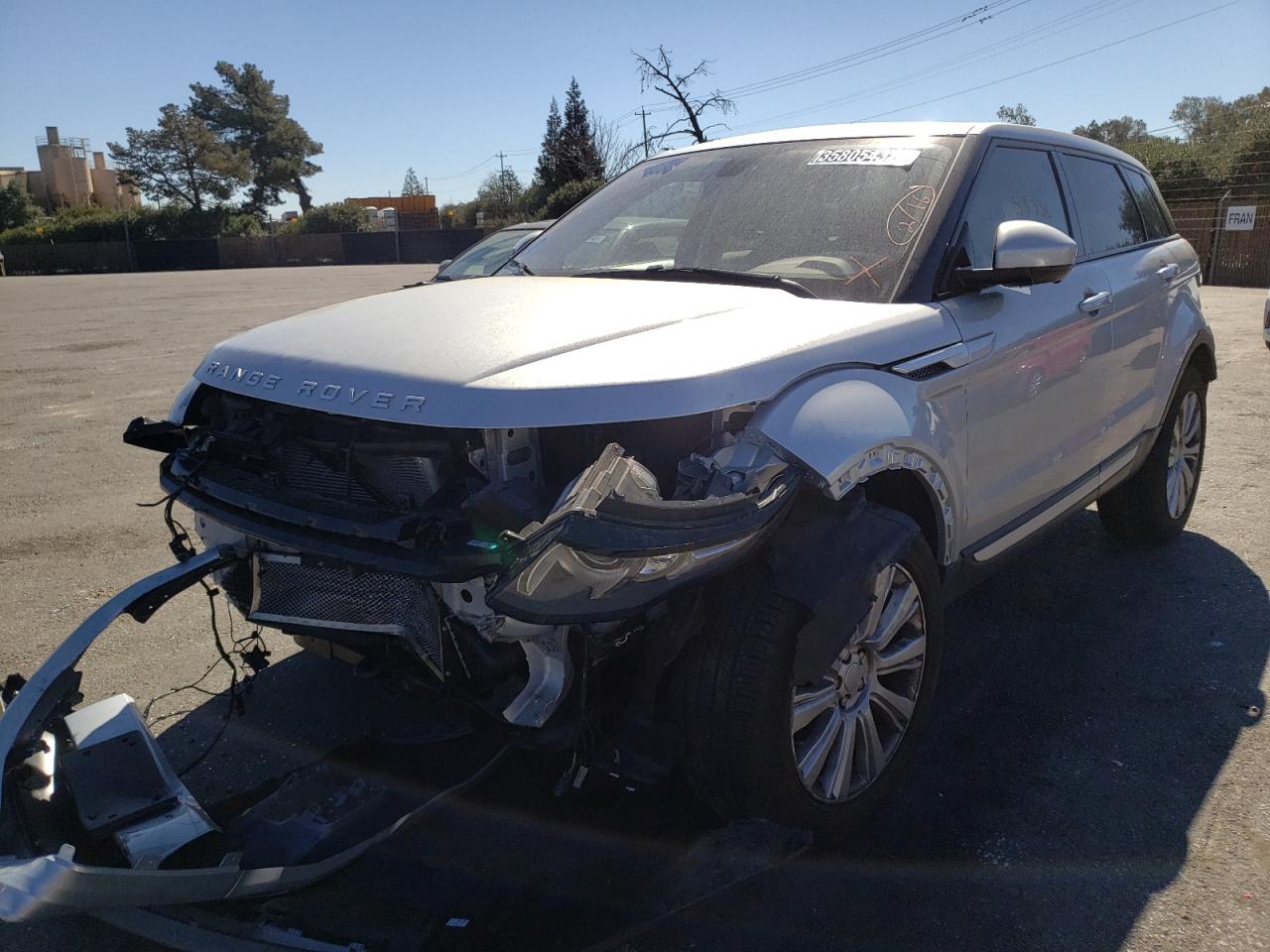 Photo 2 from auction – 2015 LAND ROVER RANGE ROVE with VIN SALVV2BG3FH048950