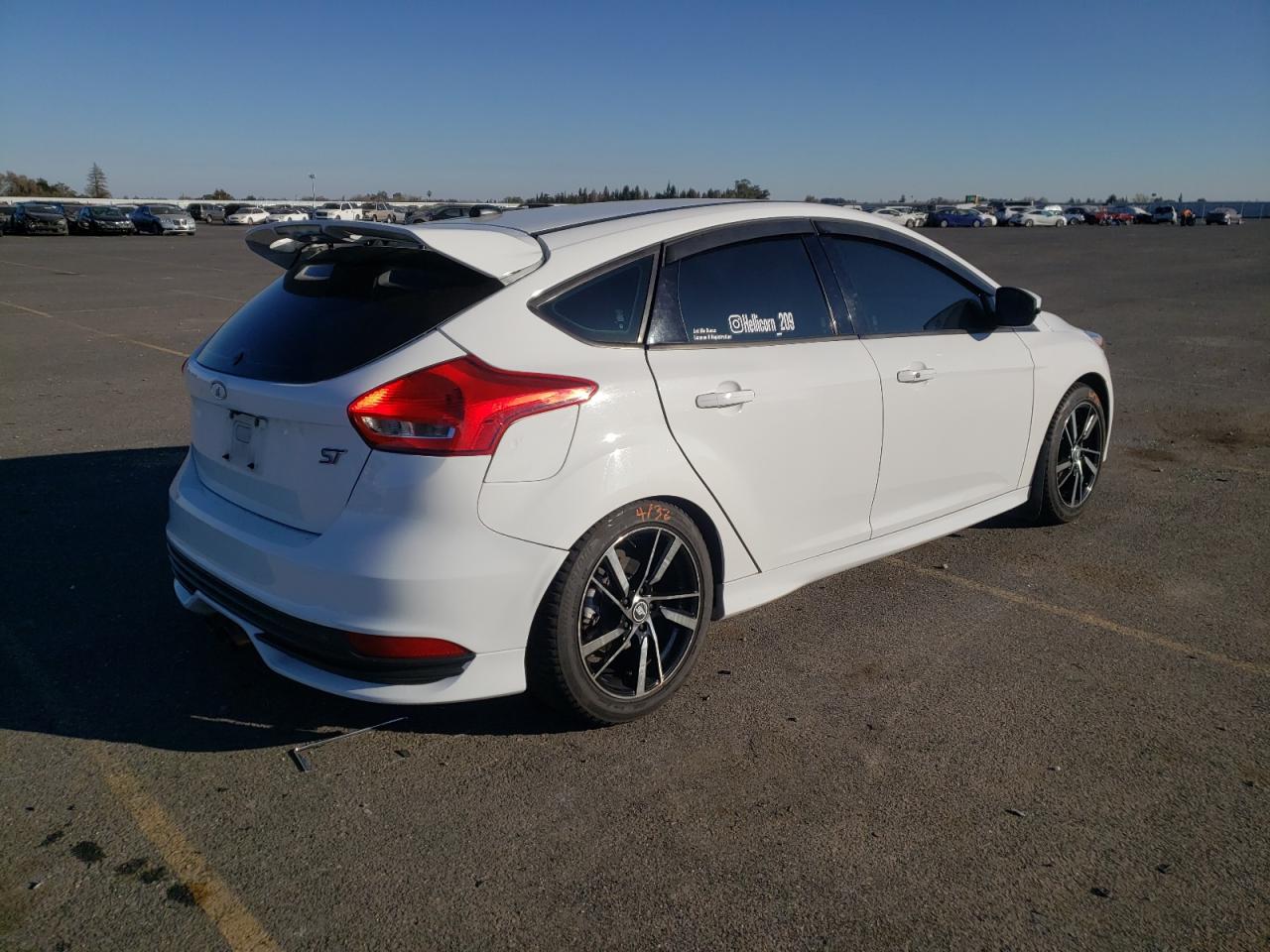 Photo 4 from auction – 2016 FORD FOCUS ST with VIN 1FADP3L94GL306481