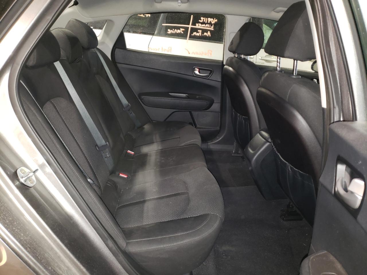 Photo 6 from auction – 2016 KIA OPTIMA LX with VIN 5XXGT4L31GG033083