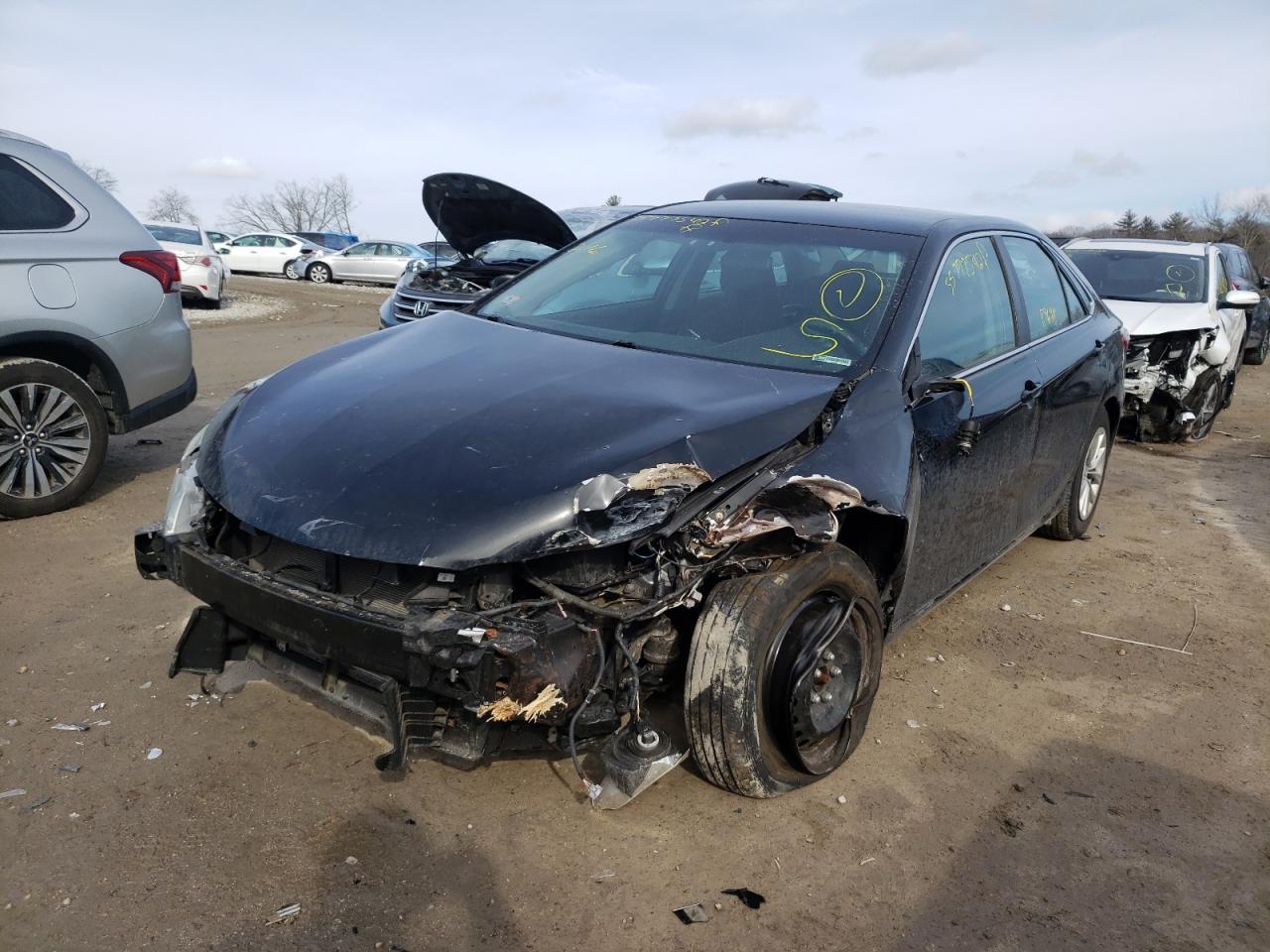 Photo 2 from auction – 2016 TOYOTA CAMRY LE with VIN 4T4BF1FK8GR524023
