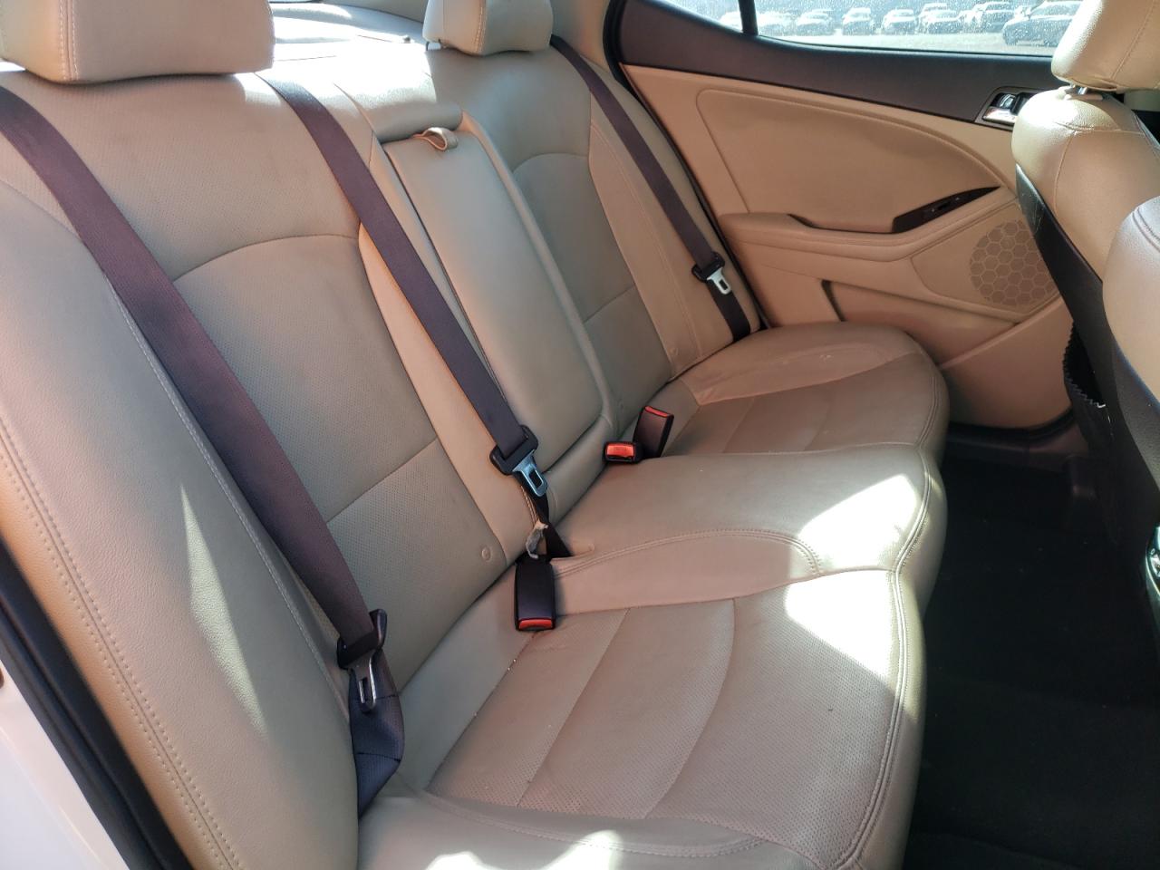 Photo 6 from auction – 2013 KIA OPTIMA HYB with VIN KNAGM4AD4D5045380