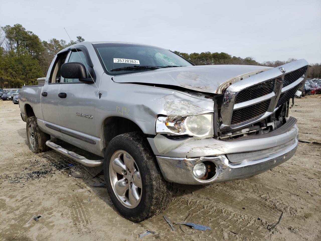 DODGE RAM 1500 2002 with VIN 3D7HU18NX2G199964 - Photo from auction
