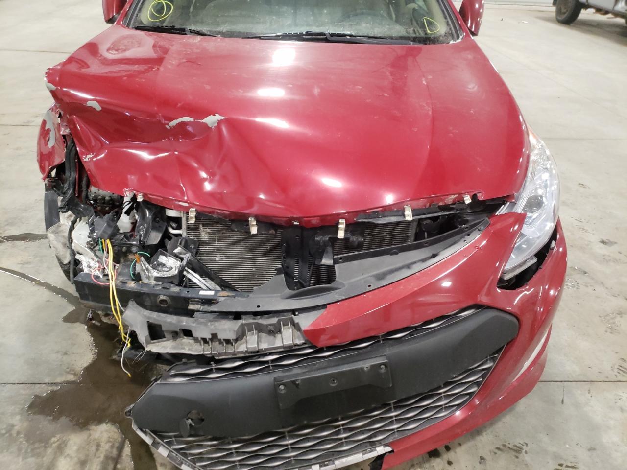 Photo 9 from auction – 2012 HYUNDAI SONATA HYB with VIN KMHEC4A41CA035243