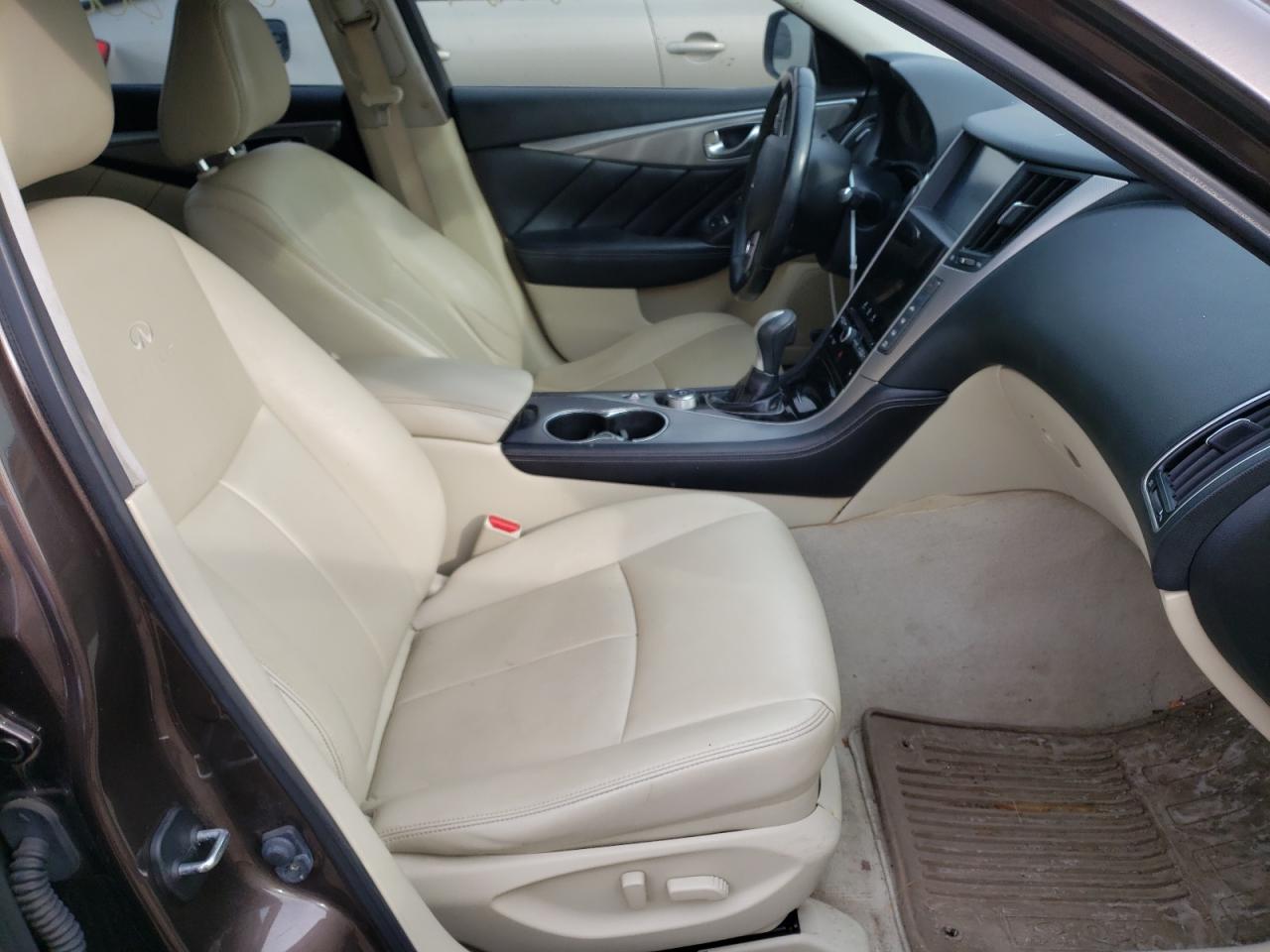 Photo 5 from auction – 2014 INFINITI Q50 BASE with VIN JN1BV7ARXEM695915