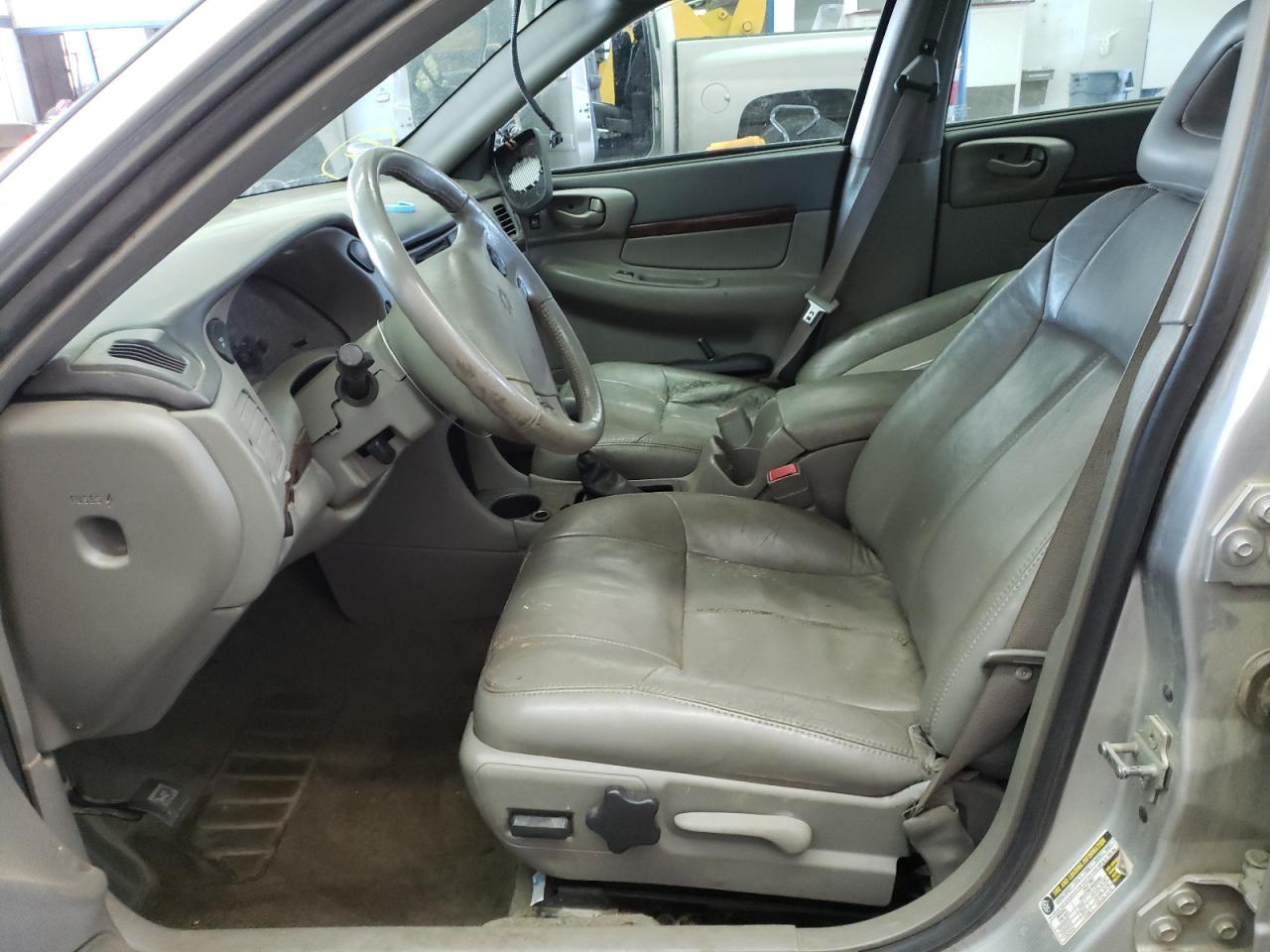 Photo 5 from auction – 2005 CHEVROLET IMPALA LS with VIN 2G1WH52K259347124