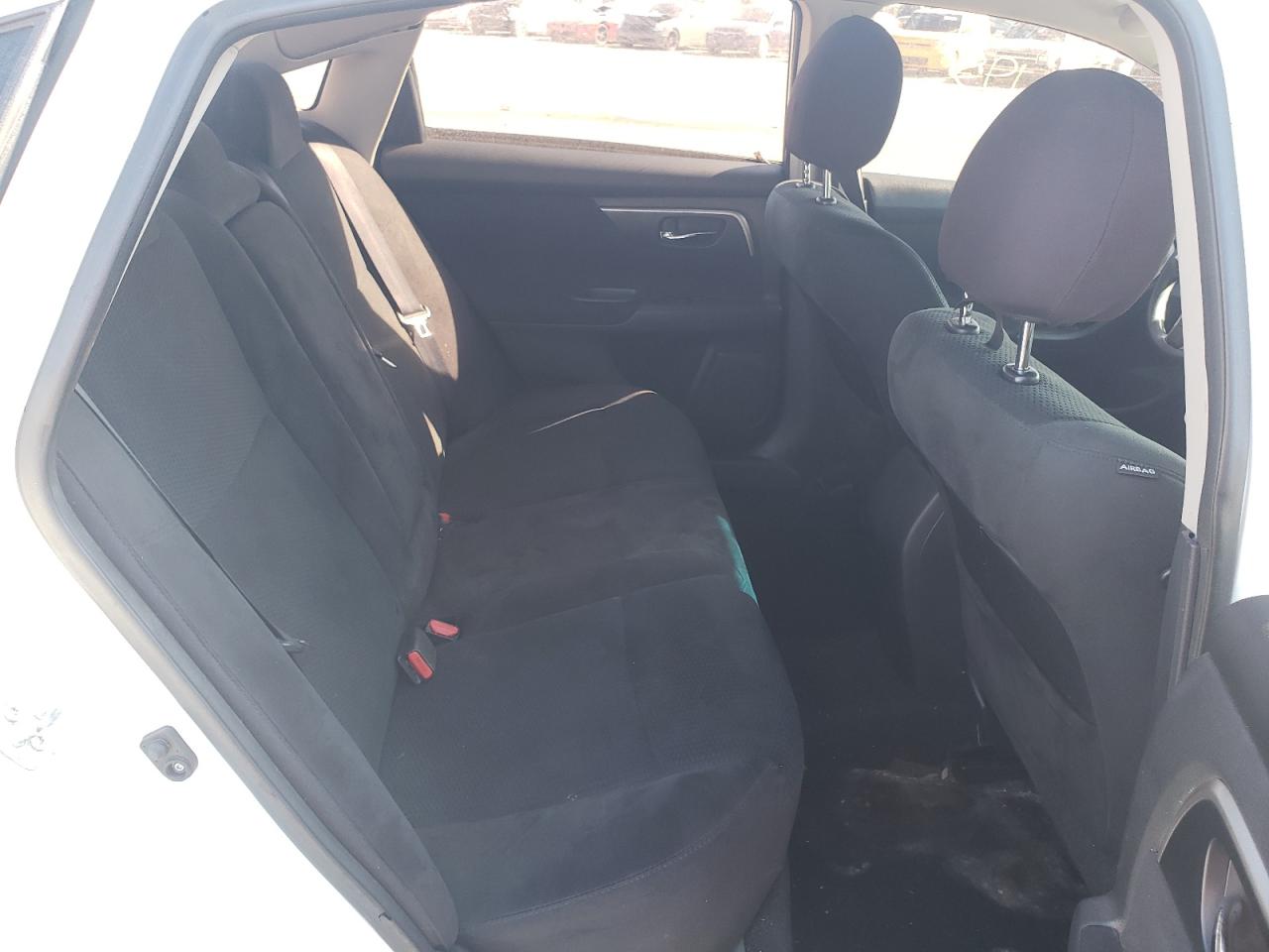 Photo 6 from auction – 2015 NISSAN ALTIMA 2.5 with VIN 1N4AL3AP5FC238156