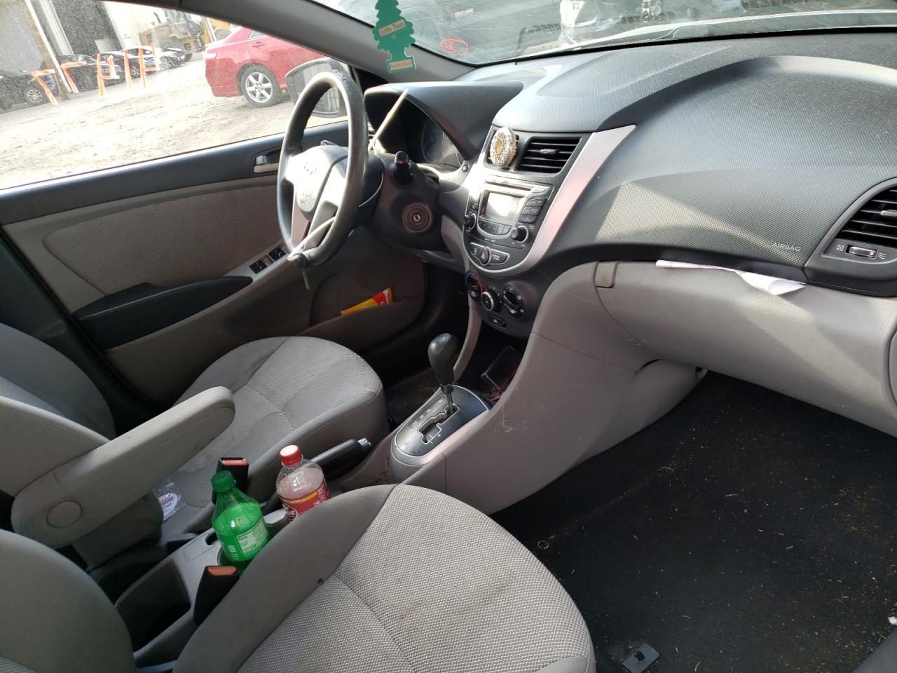 Photo 5 from auction – 2013 HYUNDAI ACCENT GLS with VIN KMHCT4AE9DU446910