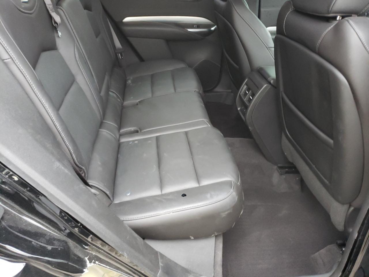 Photo 6 from auction – 2019 CADILLAC XT4 PREMIU with VIN 1GYFZDR41KF190480