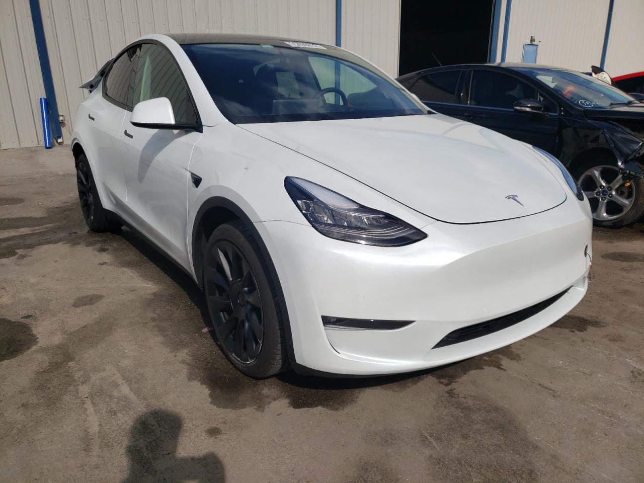 TESLA MODEL Y 2021 with VIN 5YJYGDEE4MF125620 - Photo from auction