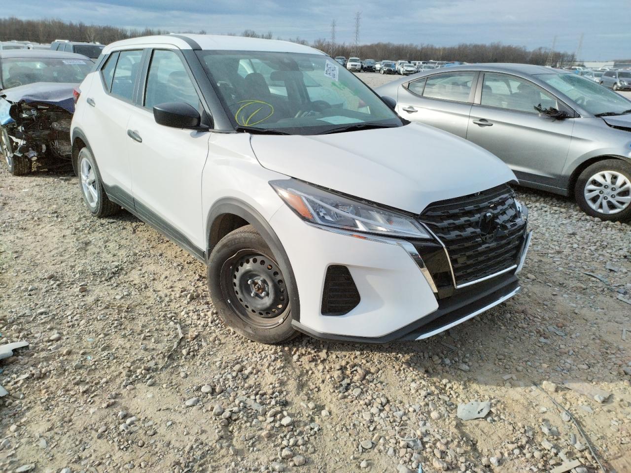 NISSAN KICKS S 2021 with VIN 3N1CP5BVXML498265 - Photo from auction