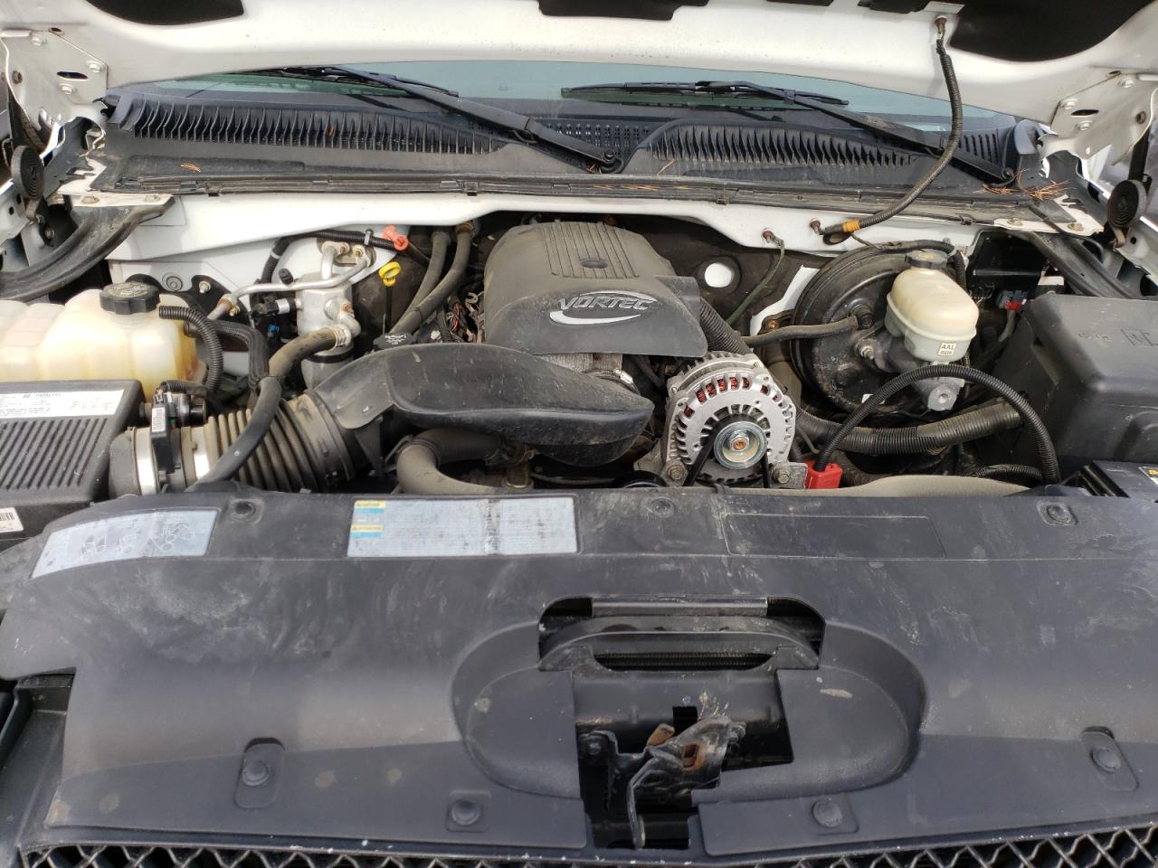Photo 7 from auction – 2005 CHEVROLET SILVERADO with VIN 2GCEK19BX51366196