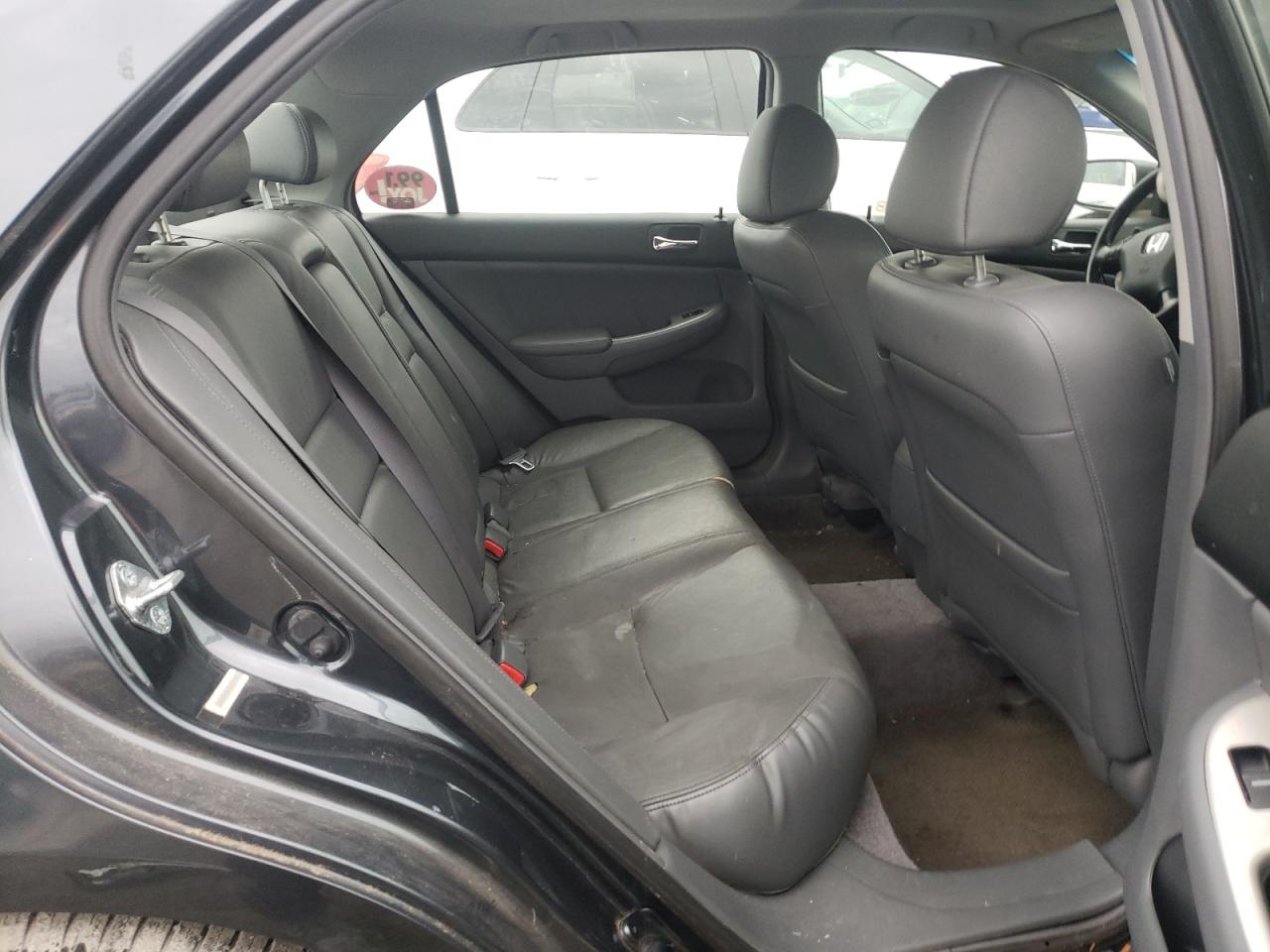 Photo 6 from auction – 2003 HONDA ACCORD with VIN JHMCM56763C057307