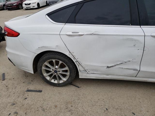 Photo 9 from auction – 2019 FORD FUSION SE with VIN 3FA6P0LU6KR120589