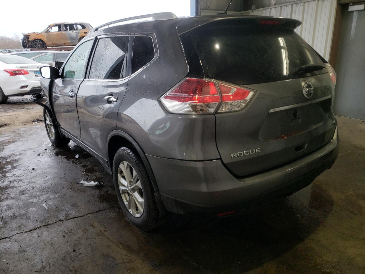 Photo 3 from auction – 2016 NISSAN ROGUE S with VIN KNMAT2MT8GP689279