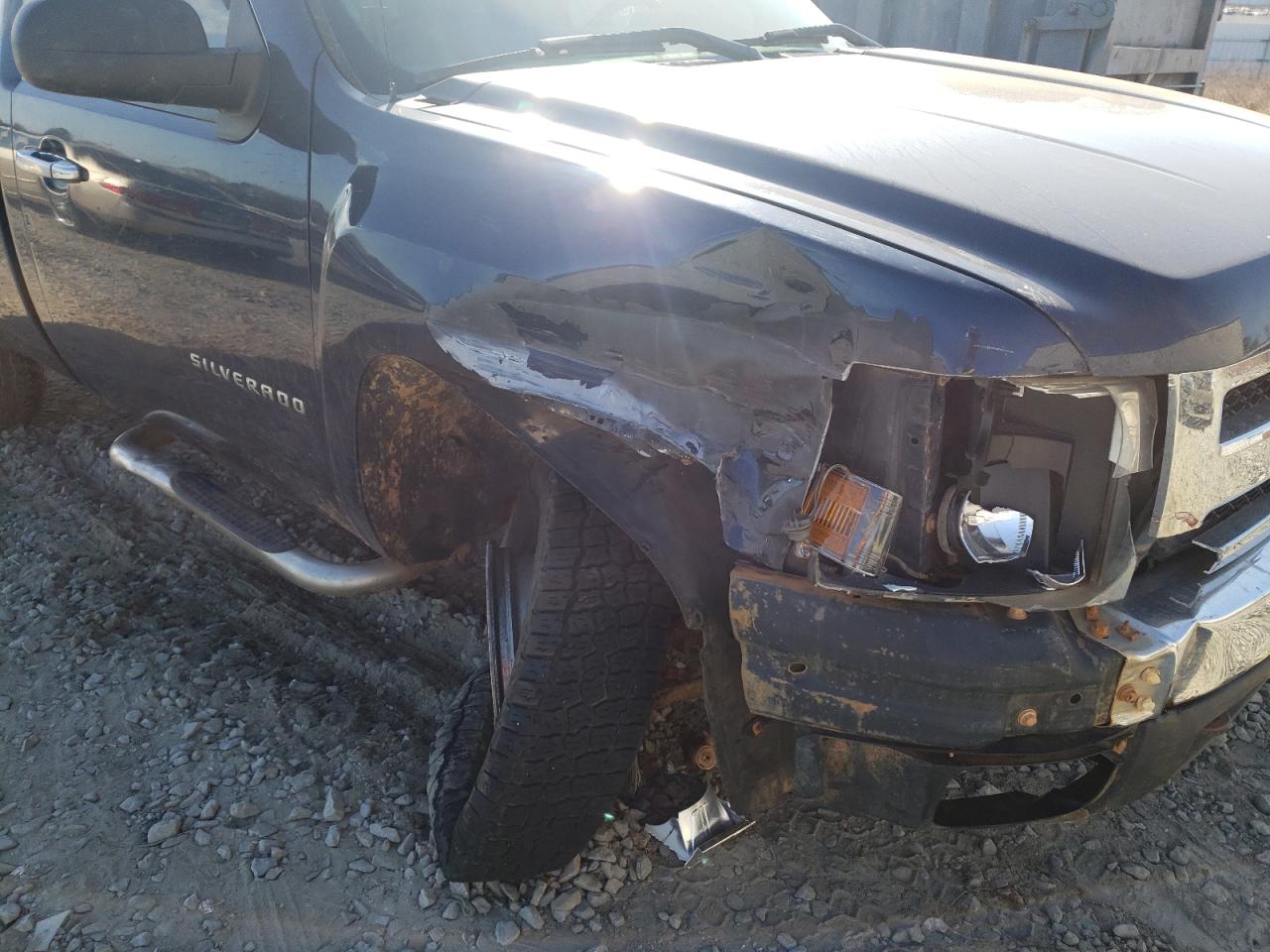 Photo 10 from auction – 2011 CHEVROLET SILVERADO with VIN 1GCNKSE00BZ309826
