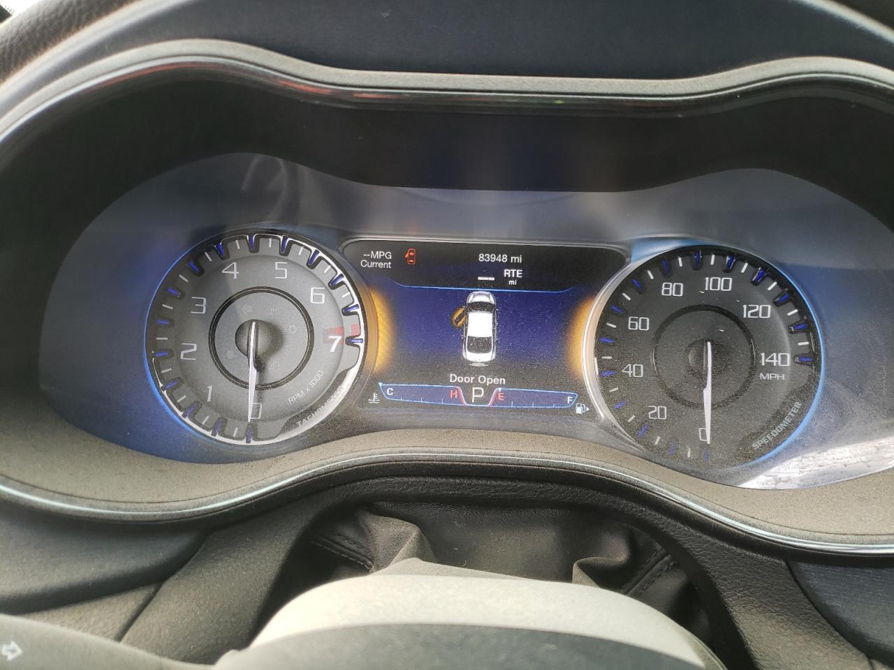 صورة رقم 8 من المزاد - 2015 CHRYSLER 200 S مع VIN 1C3CCCBG8FN516879