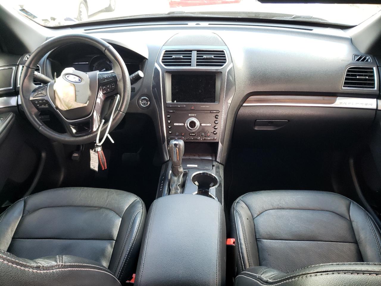 Photo 9 from auction – 2019 FORD EXPLORER L with VIN 1FM5K7F80KGB43557