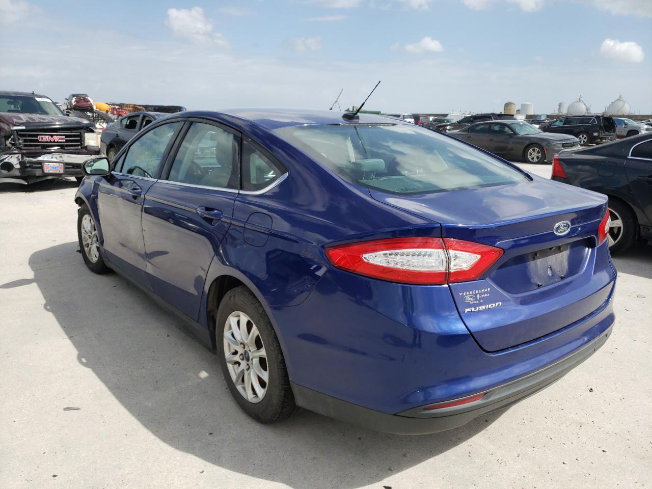 Photo 3 from auction – 2015 FORD FUSION S with VIN 3FA6P0G70FR288304