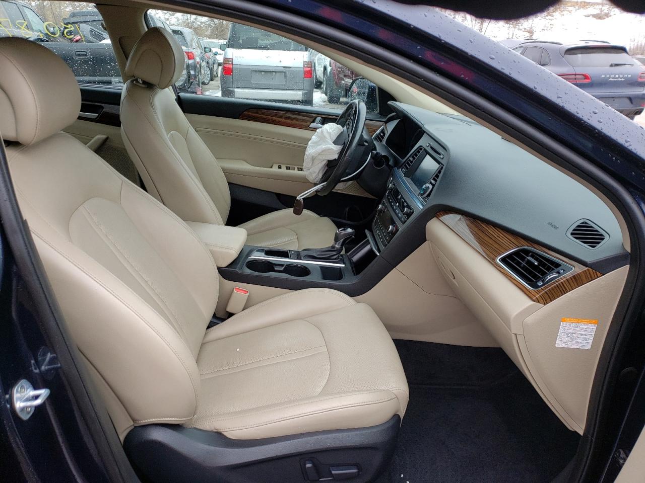 Photo 19 from auction – 2017 HYUNDAI SONATA HYB with VIN KMHE34L39HA074450