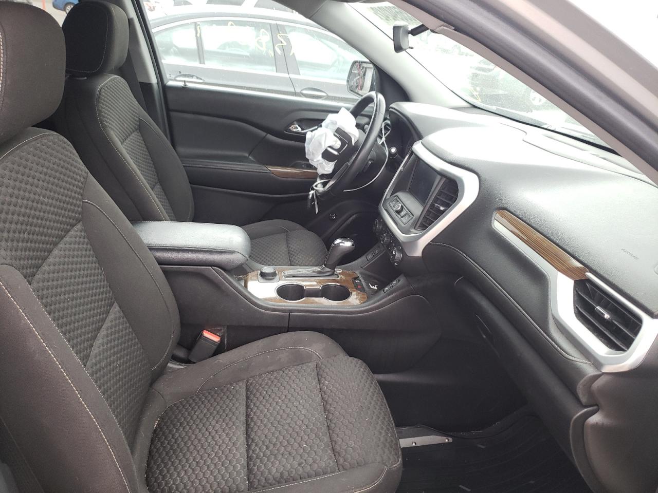 Photo 5 from auction – 2018 GMC ACADIA SLE with VIN 1GKKNSLA5JZ193936