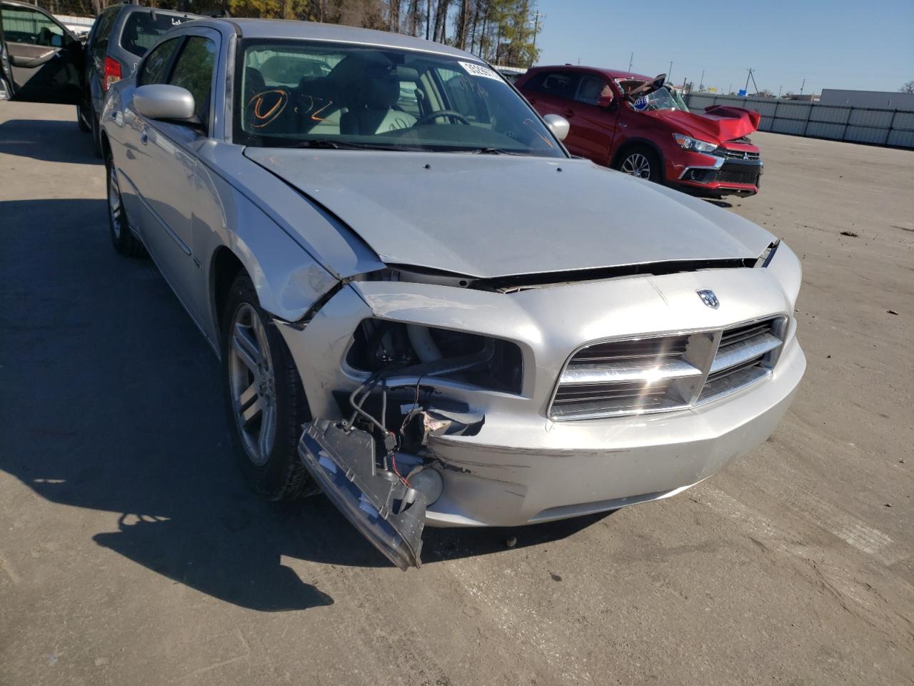 Photo 9 from auction – 2006 DODGE CHARGER R/ with VIN 2B3KA53H96H174949