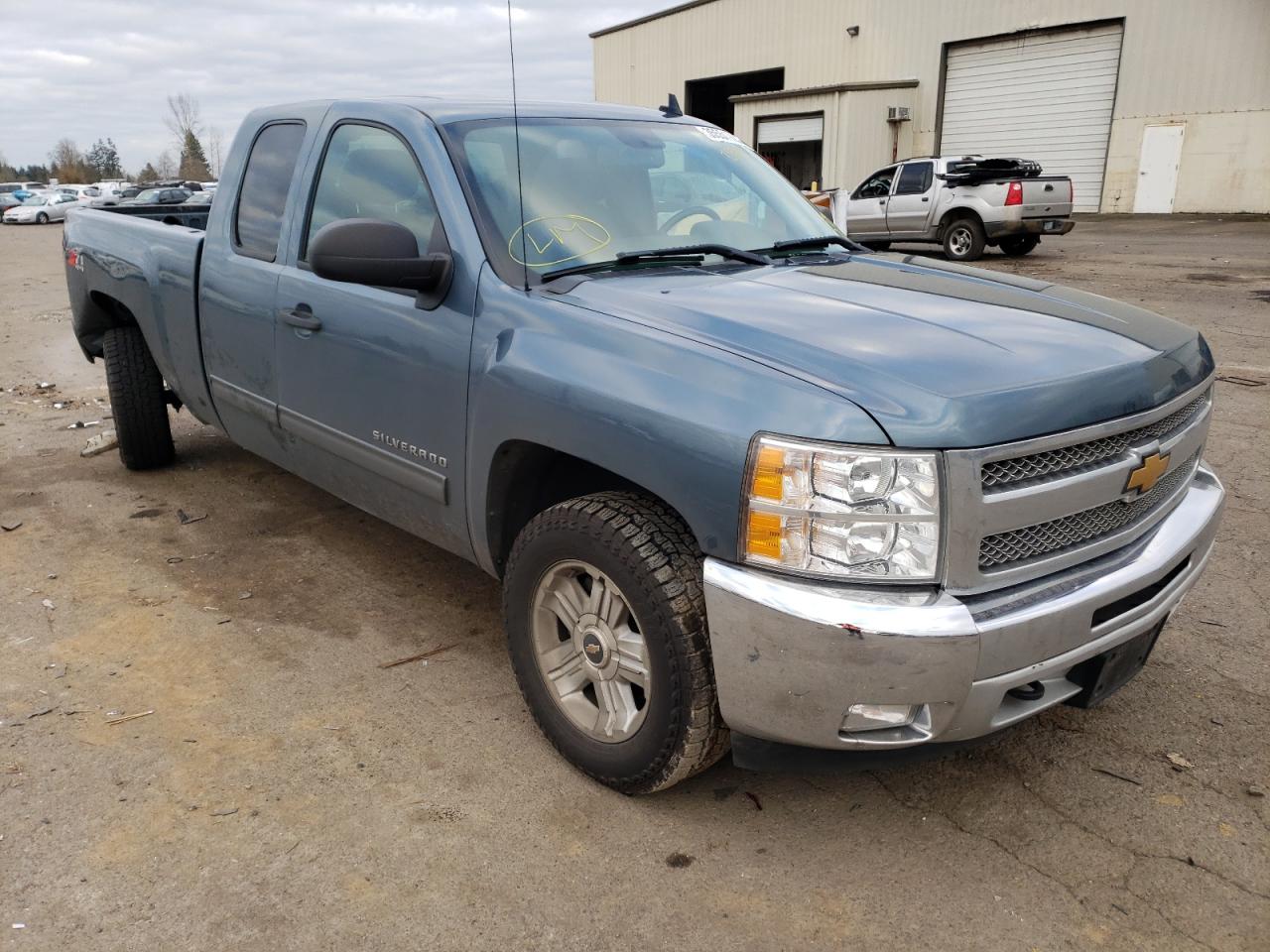 CHEVROLET SILVERADO 2013 with VIN 1GCRKSE78DZ125168 - Photo from auction