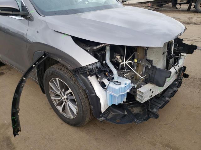 Photo 9 from auction – 2018 TOYOTA HIGHLANDER with VIN 5TDJZRFH7JS892192