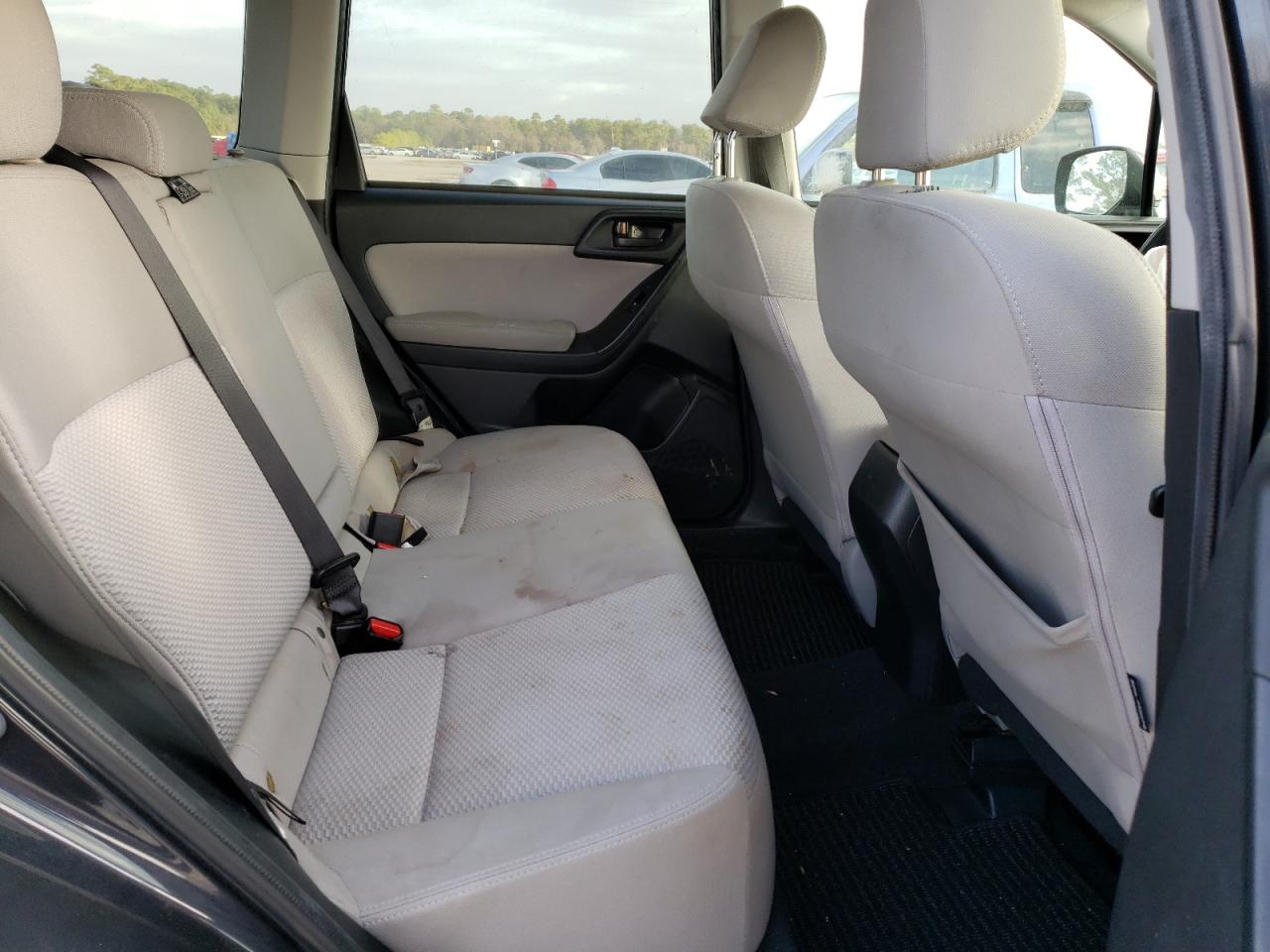 Photo 6 from auction – 2016 SUBARU FORESTER 2 with VIN JF2SJADC6GH563860