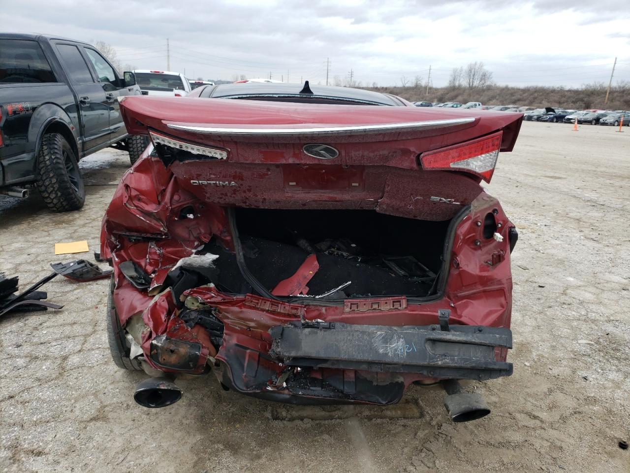 Photo 9 from auction – 2013 KIA OPTIMA SX with VIN 5XXGR4A68DG122155