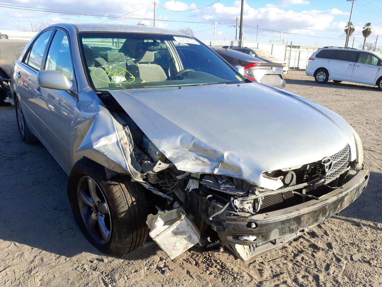 TOYOTA CAMRY LE 2003 with VIN 4T1BF30K33U553583 - Photo from auction