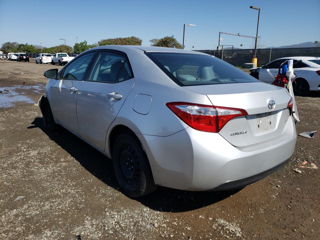 Photo 3 from auction – 2016 TOYOTA COROLLA L with VIN 5YFBURHE8GP446429