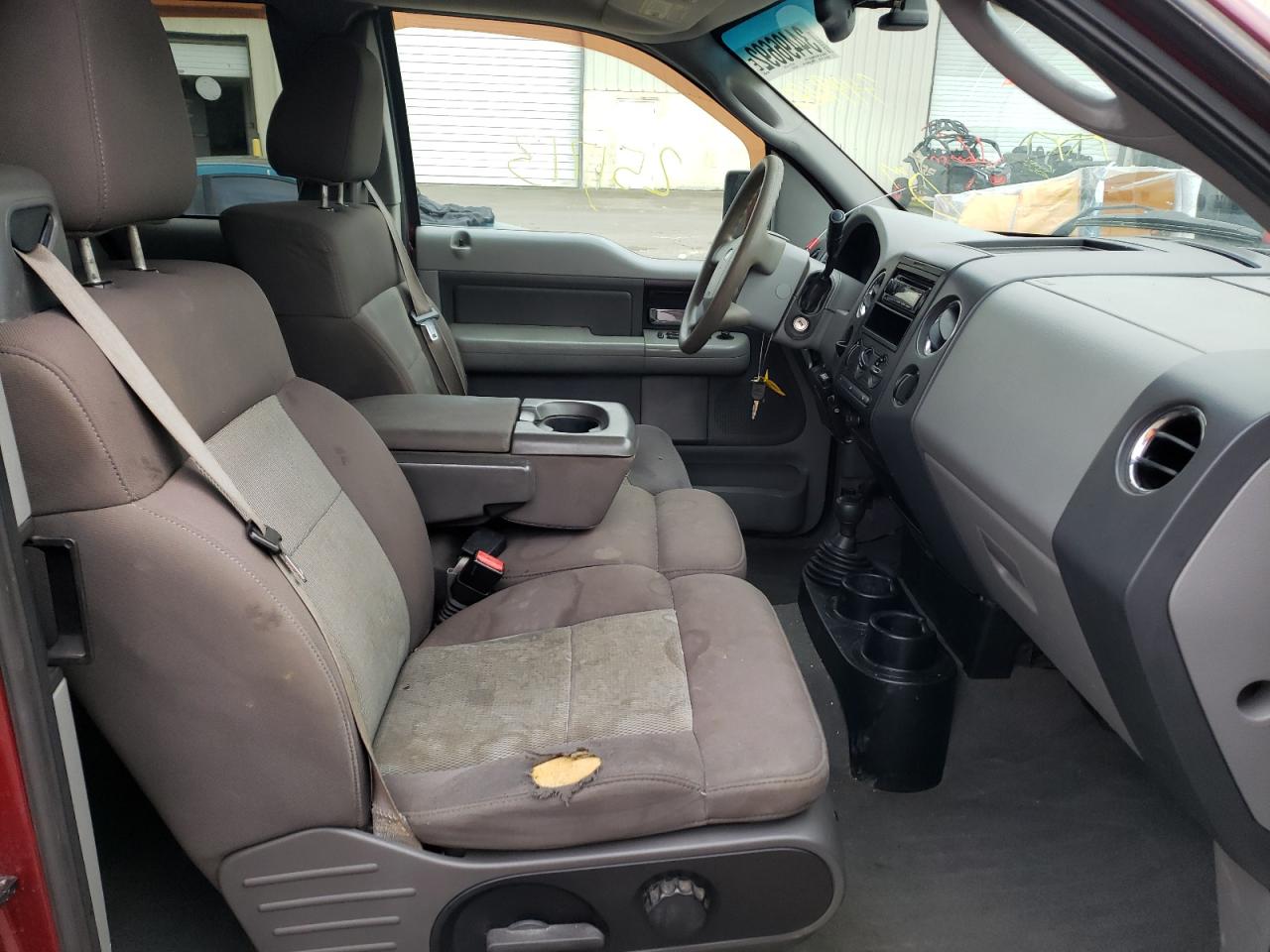 Foto 5 de la subasta – 2005 FORD F150 con VIN 1FTPX14525FB22773