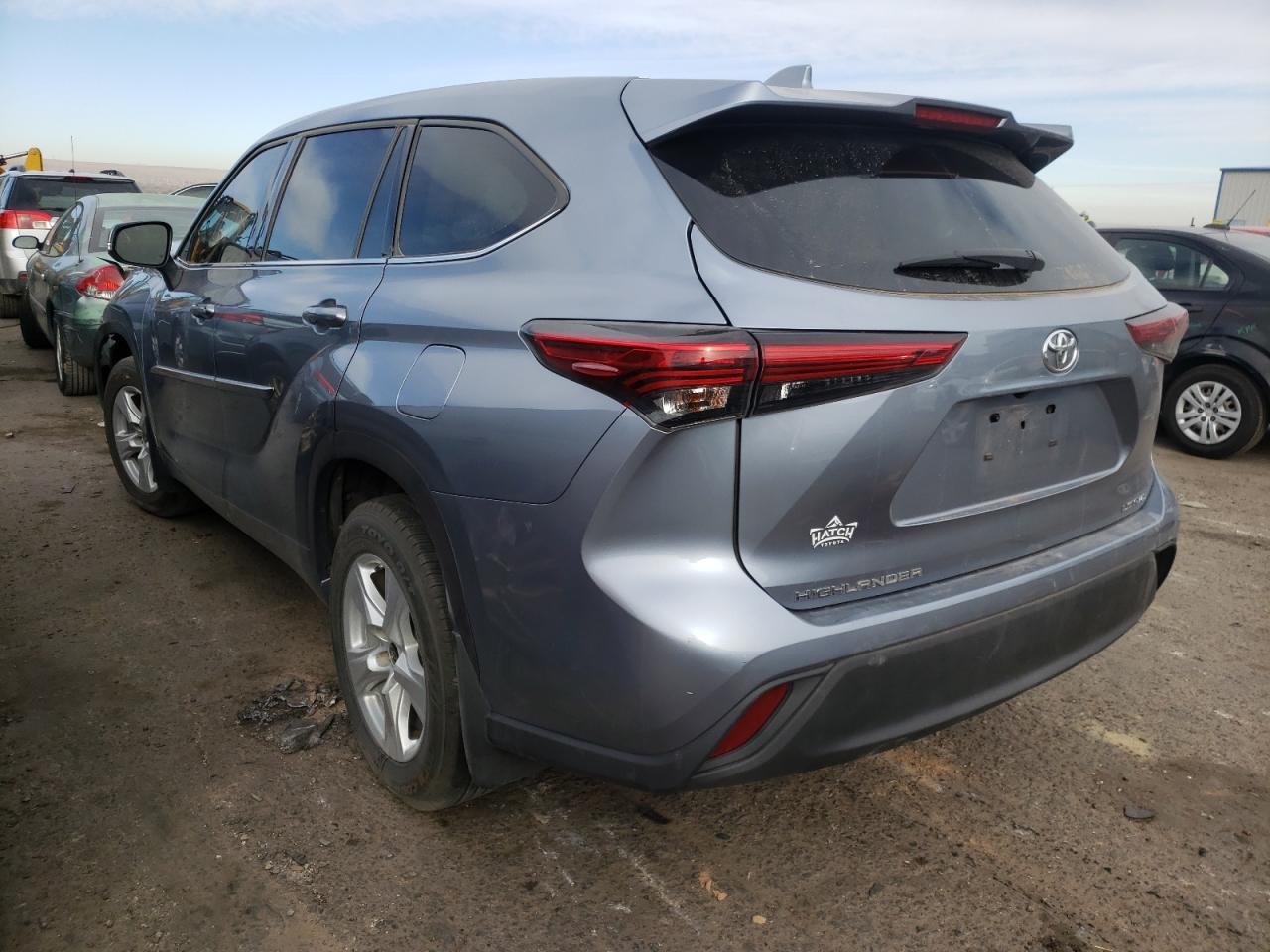 Photo 3 from auction – 2021 TOYOTA HIGHLANDER with VIN 5TDBZRBH3MS109853