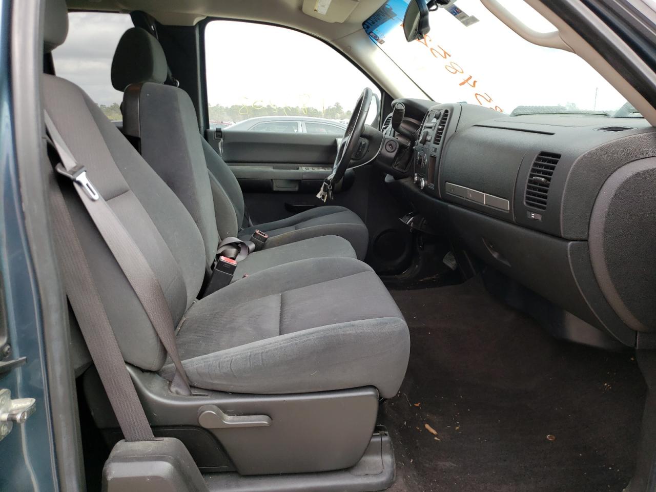 Photo 5 from auction – 2009 GMC SIERRA C15 with VIN 1GTEC29009Z155619