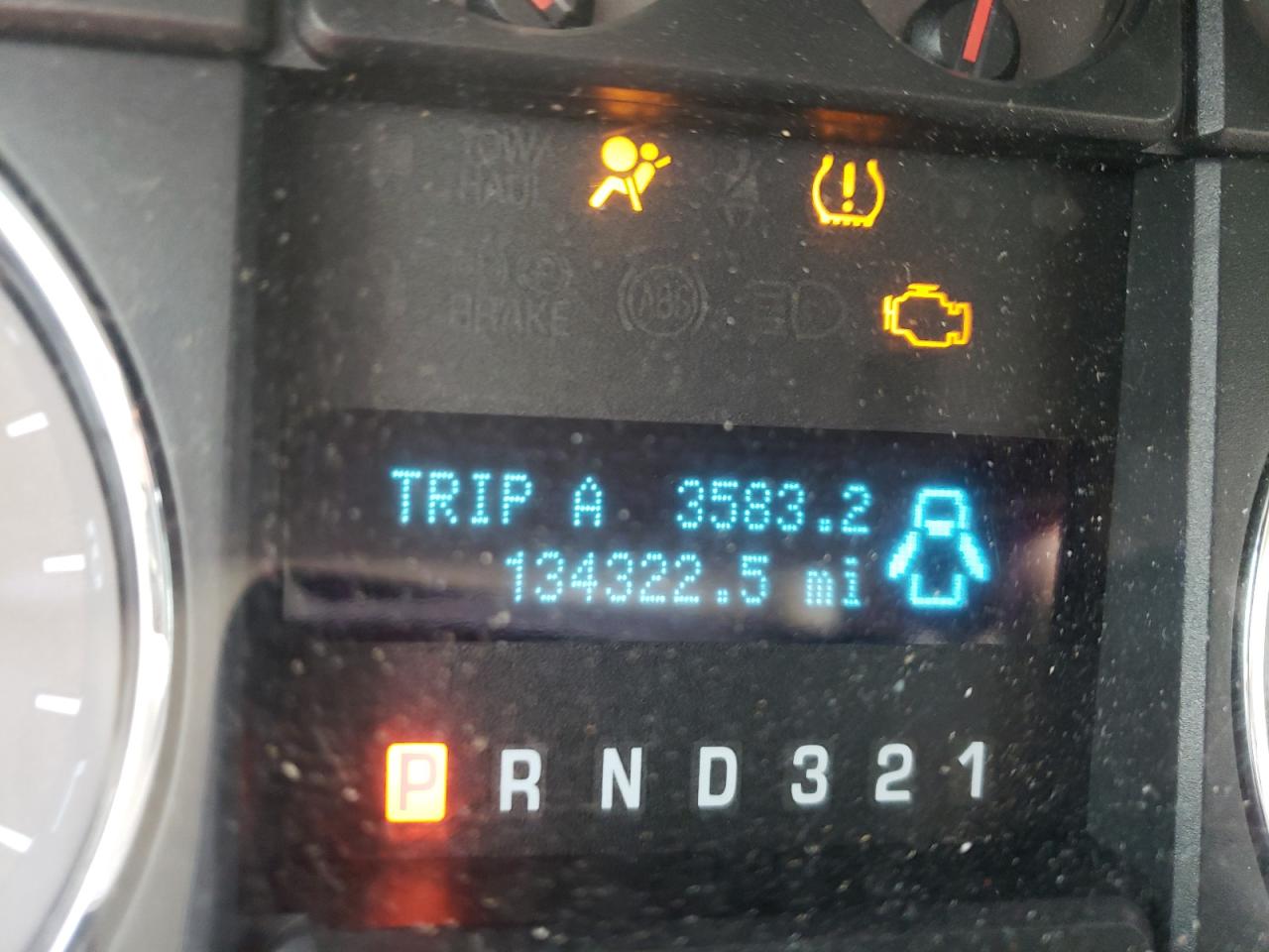 Photo 8 from auction – 2010 FORD F150 SUPER with VIN 1FTEW1E8XAFC91131