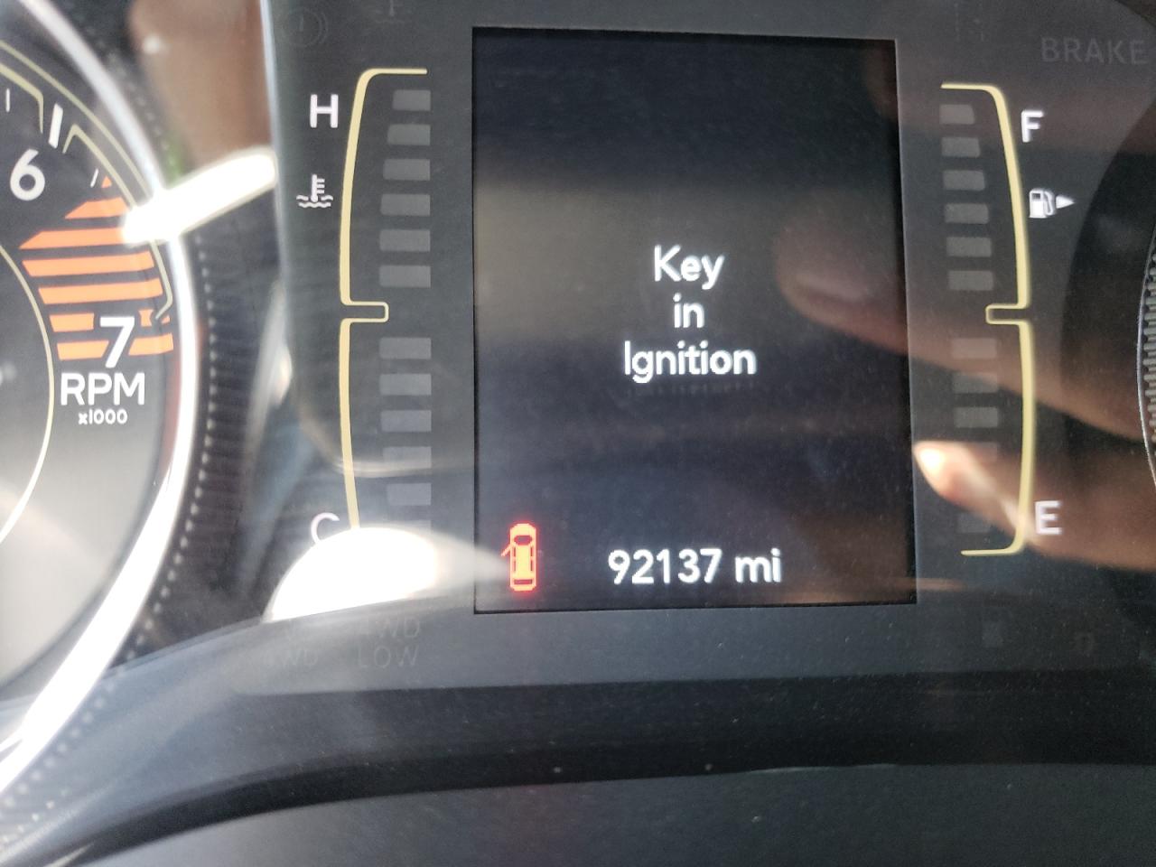Photo 8 from auction – 2019 JEEP CHEROKEE L with VIN 1C4PJMCB0KD477507